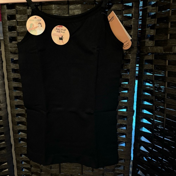 Shapermint All Day Every Day Scoop Neck Cami NWT in Black - Picture 3 of 4